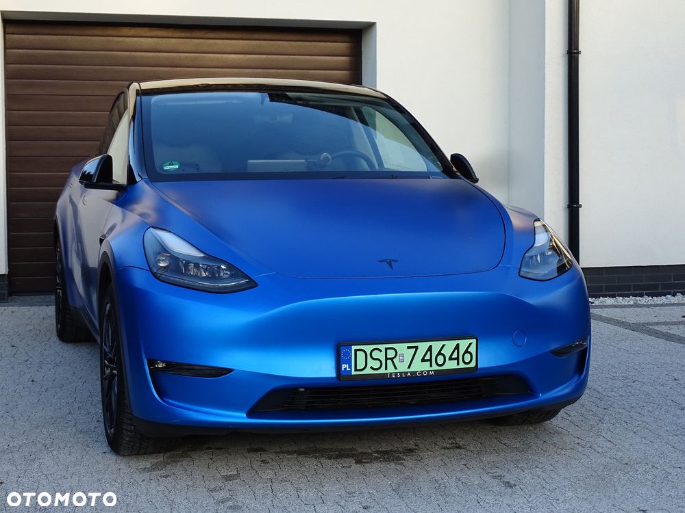 Tesla Model Y Long Range Dual Motor AWD - 3