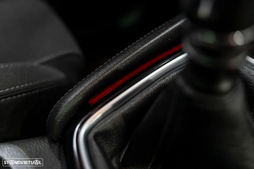 Nissan Qashqai 1.3 DIG-T N-Connecta J18 - 20