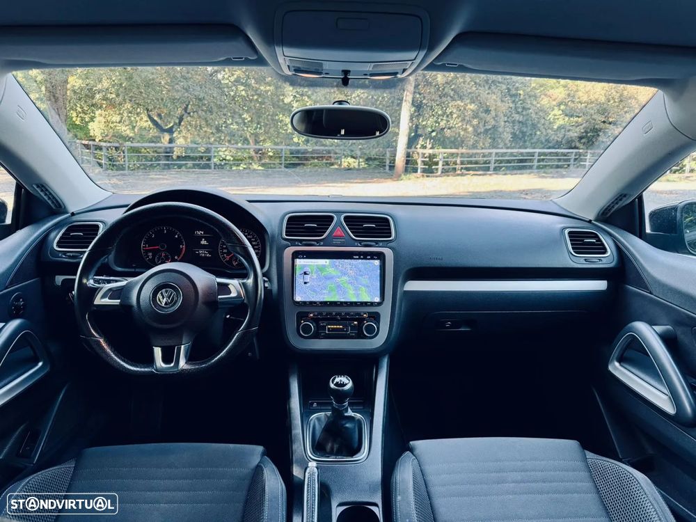 VW Scirocco 2.0 TDI Sport - 11