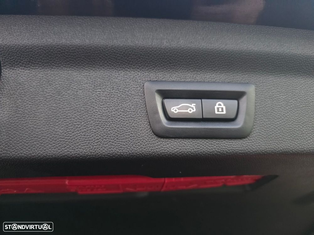 MINI Countryman Cooper SE ALL4 Auto - 25