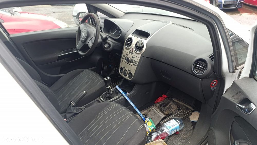 36186 Opel Corsa D model od 06-11 silnik 1.3 CDTI Z13DTJ 75 km lakier Y474 - 5