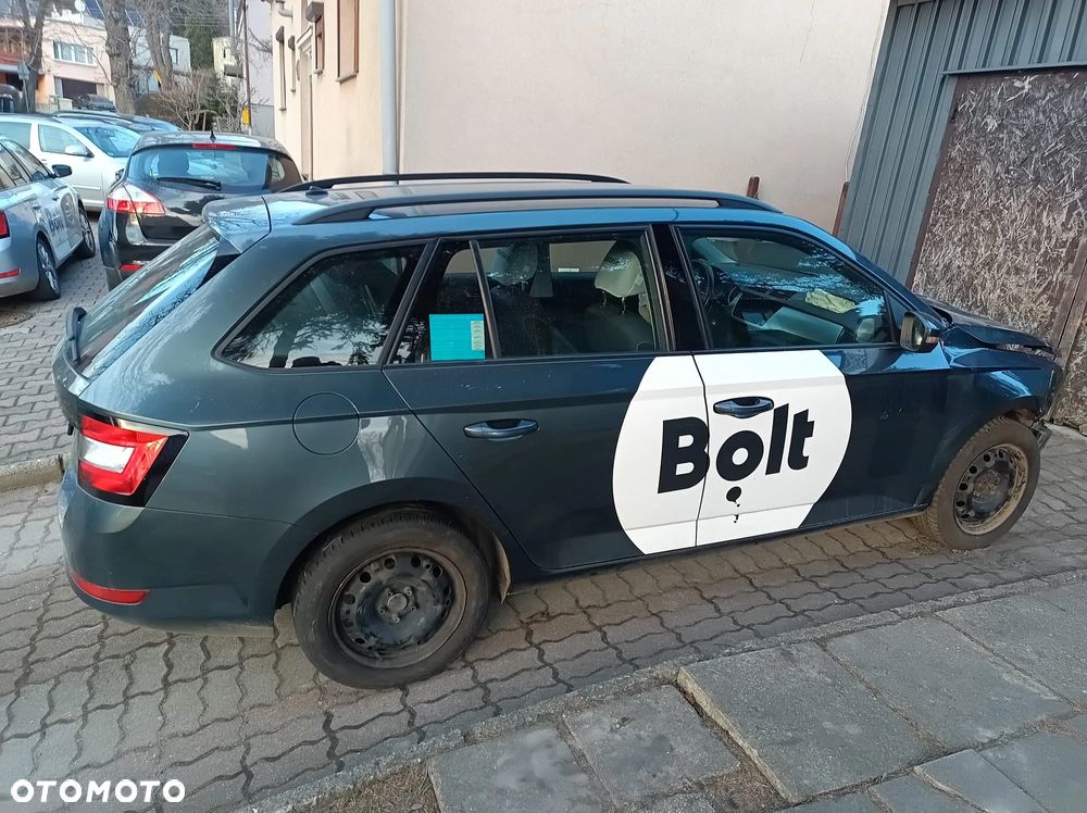 Skoda Fabia 1.0 Active - 4