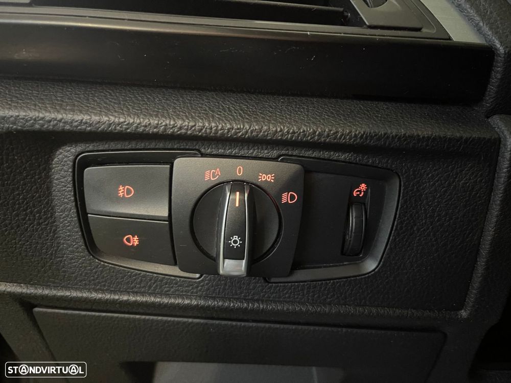 BMW 116 d Sport Line - 26
