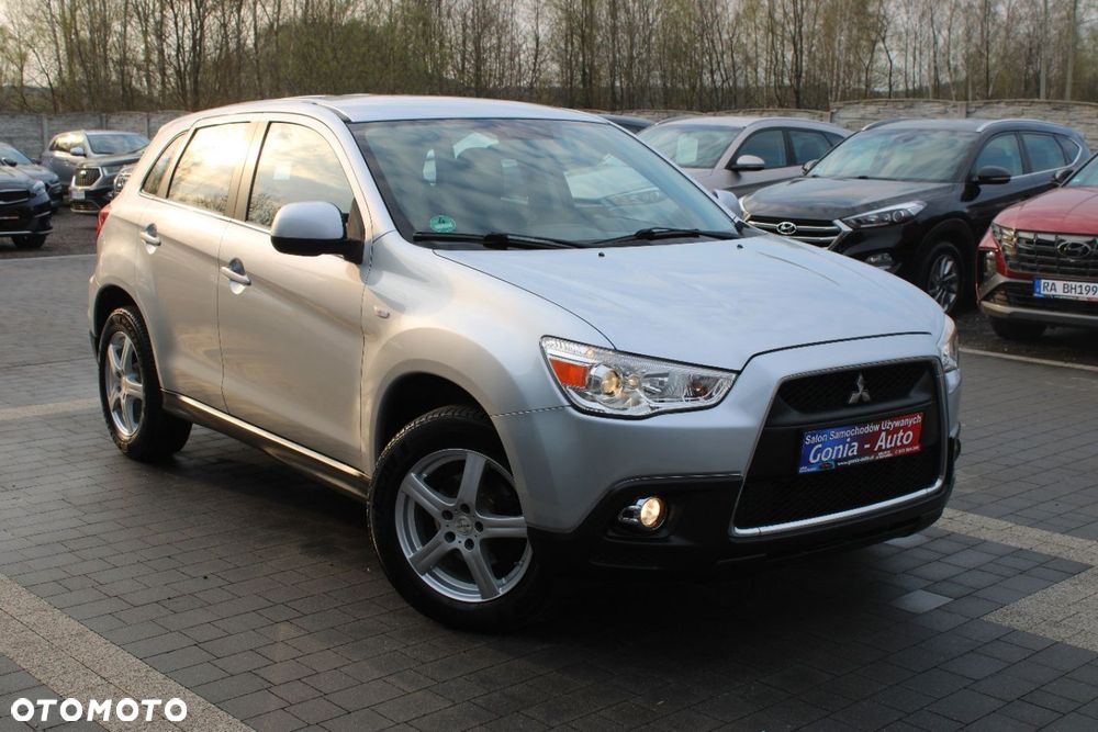 Mitsubishi ASX - 9
