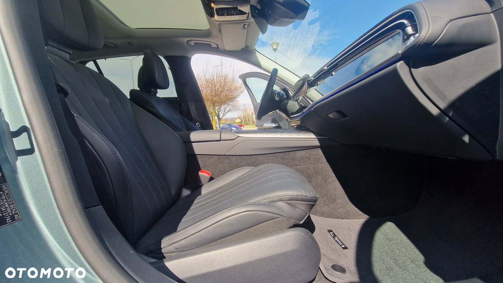 Mercedes-Benz Klasa E - 23