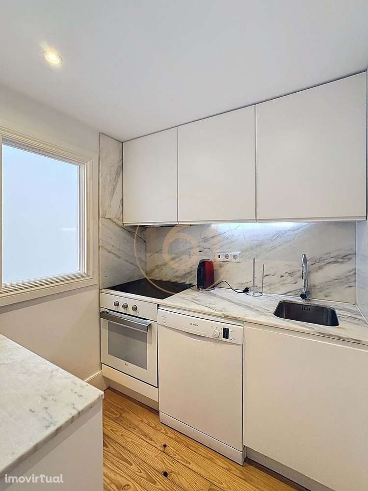 Apartamento T1 na Baixa do Porto - Grande imagem: 5/24