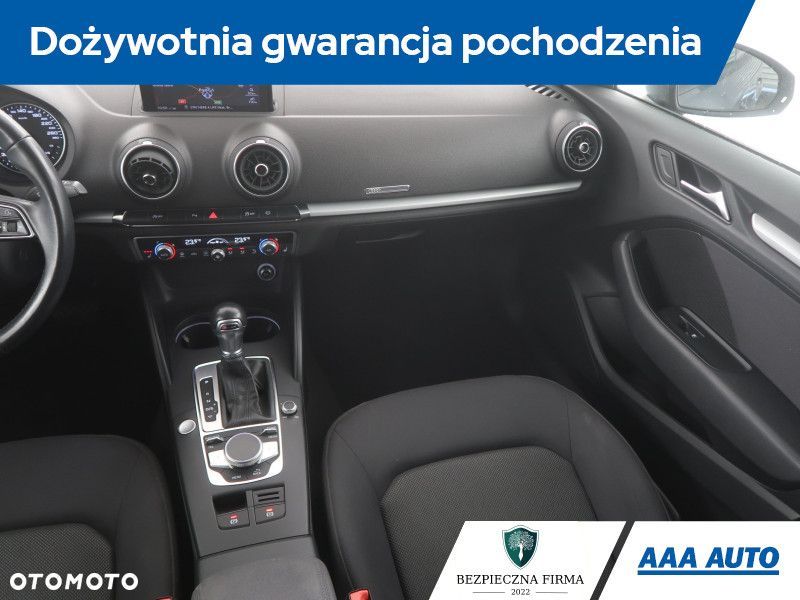 Audi A3 Sportback - 9