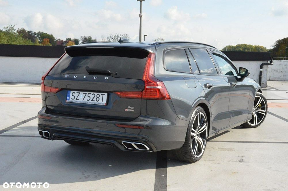 Volvo V60 T6 AWD Geartronic R-Design - 18