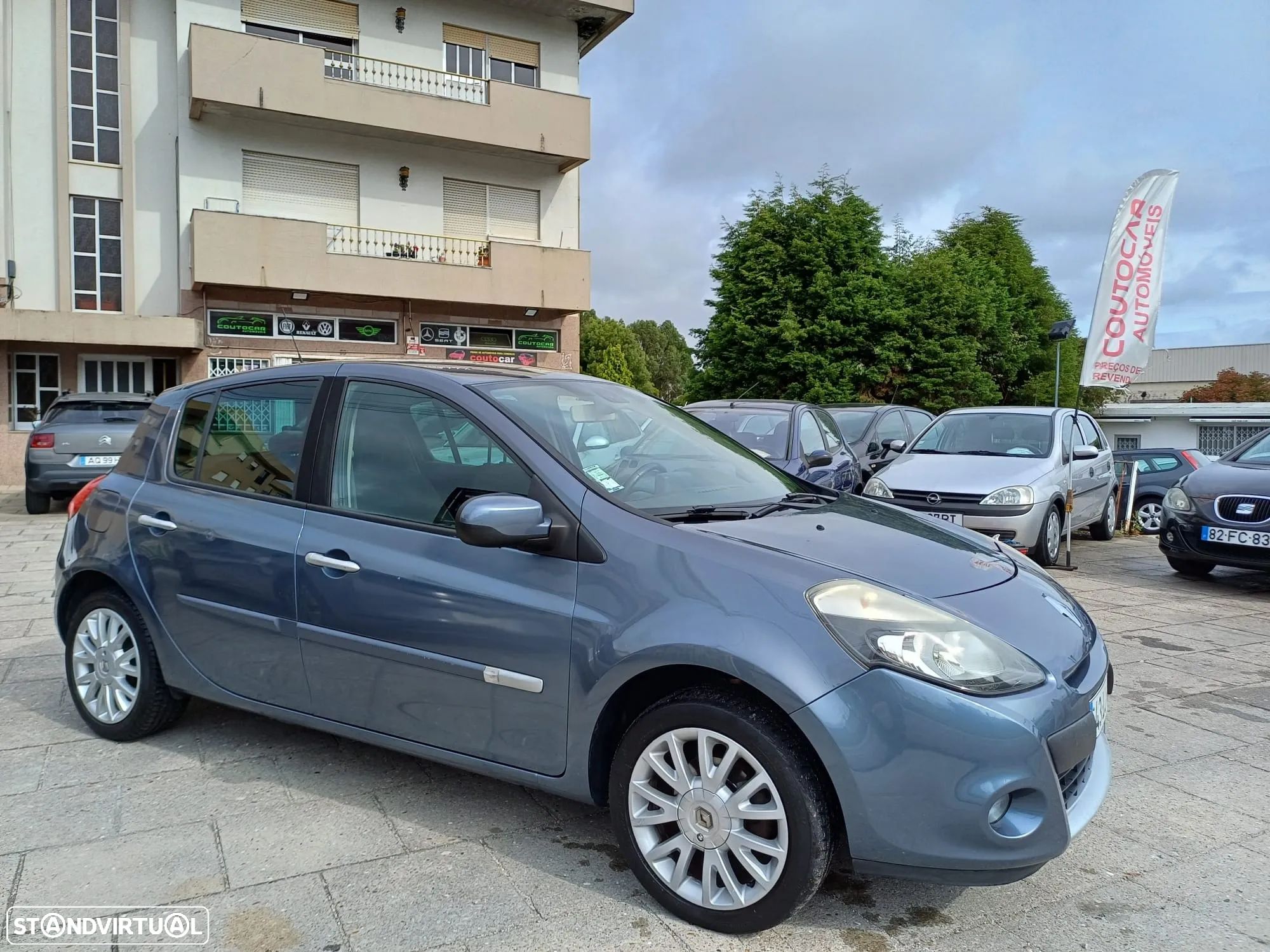 Renault Clio 1.5 dCi Dynamique S - 1