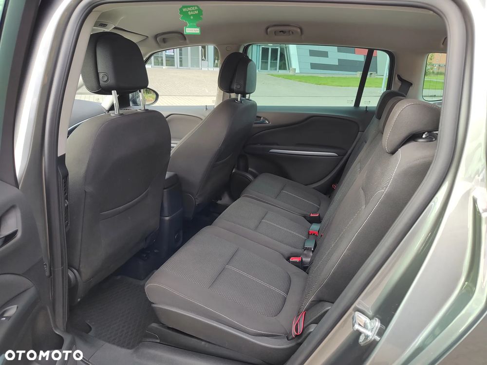 Opel Zafira - 14