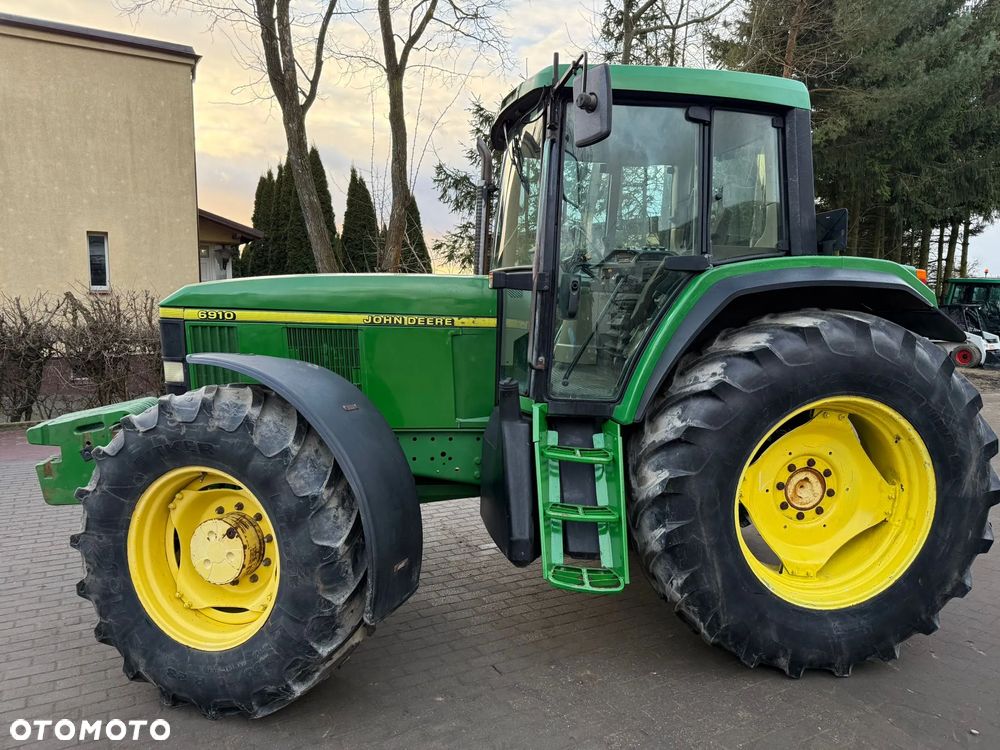 John Deere 6910 - 3
