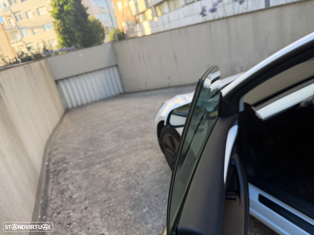 Tesla Model 3 Standard Range Plus RWD - 11