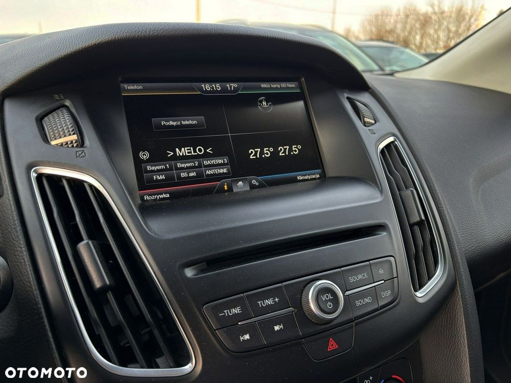 Ford Focus 1.5 EcoBoost STart-Stopp-System TITANIUM - 16