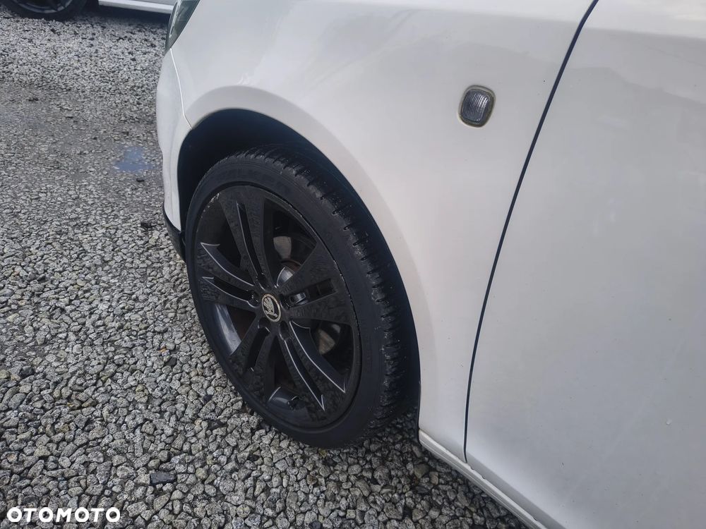 Skoda Roomster 1.2 TSI Ambition PLUS EDITION - 11