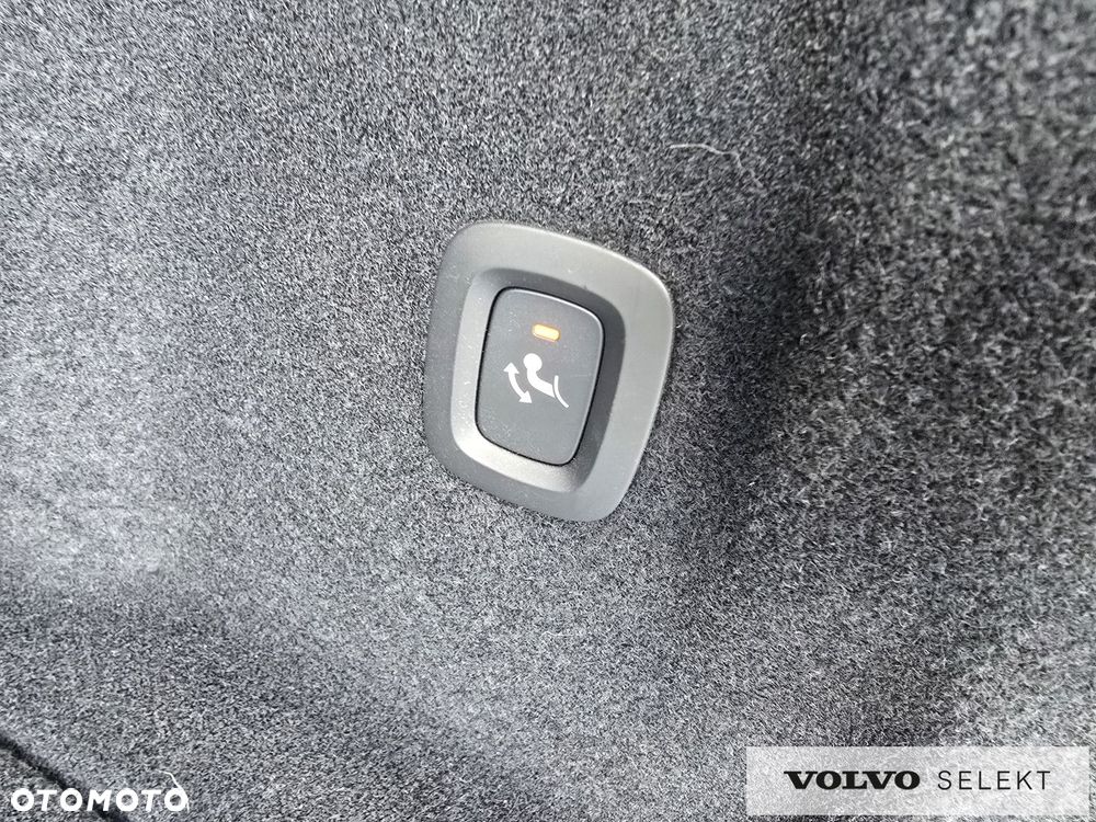 Volvo XC 60 - 25