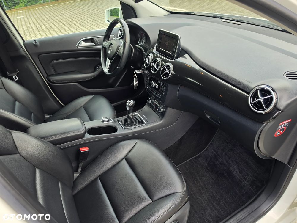 Mercedes-Benz Klasa B 200 BlueEFFICIENCY Edition 1 - 10