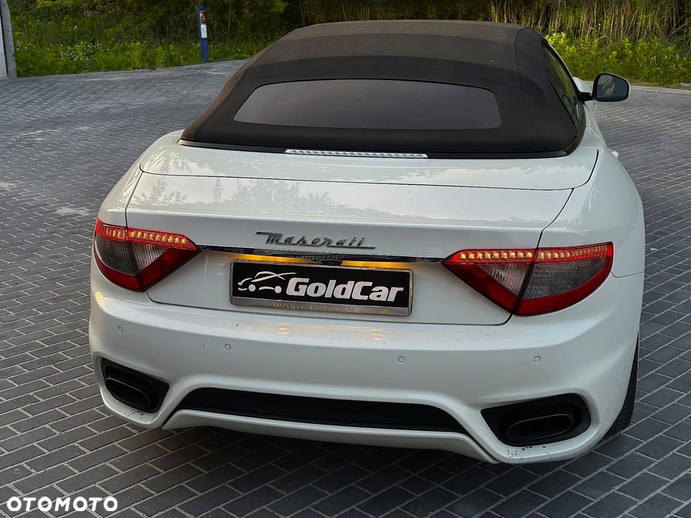 Maserati GranTurismo S - 6