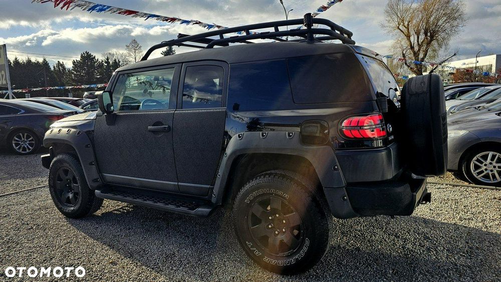 Toyota FJ - 21