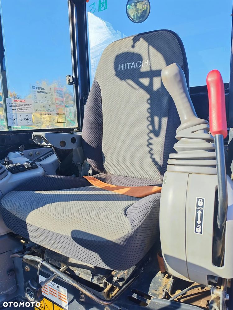 Hitachi ZX 65 USB-6 - 19