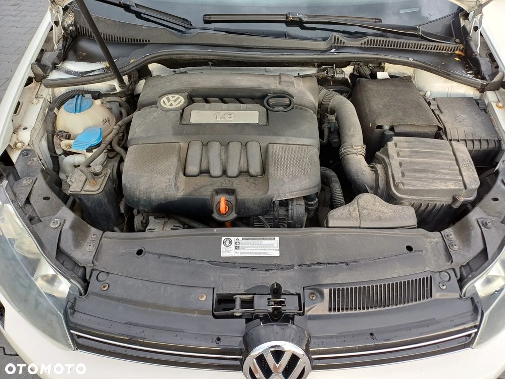 Volkswagen Golf - 14