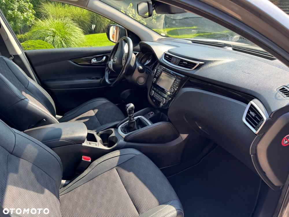 Nissan Qashqai 1.6 DIG-T TEKNA+ - 31