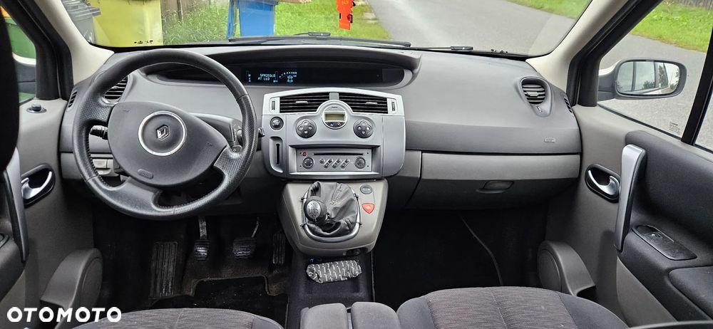 Renault Scenic - 13