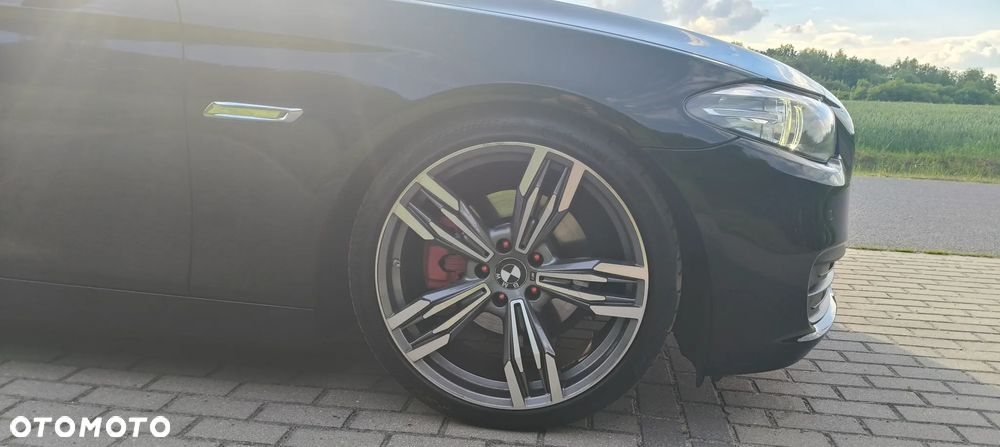 BMW Seria 5 520d xDrive Luxury Line - 9