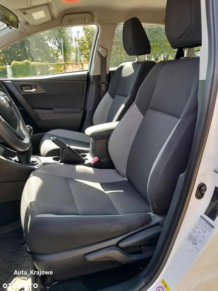 Toyota Auris 1.33 VVT-i Active - 21