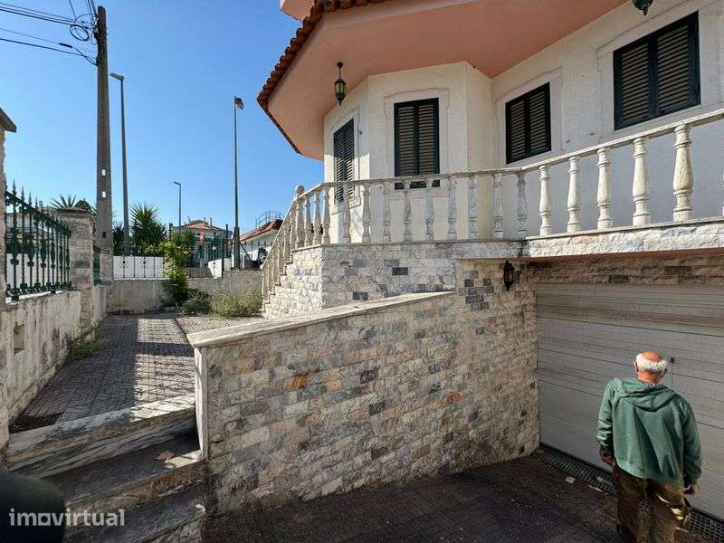Moradia V6 - Pinhal Novo - Grande imagem: 3/9