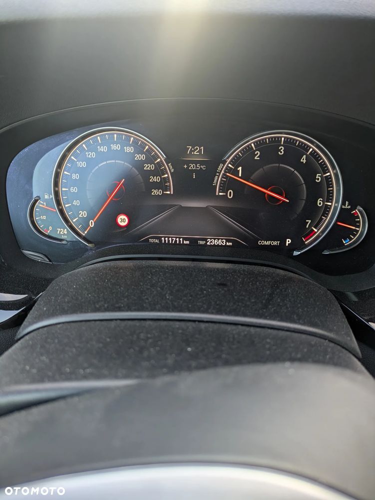 BMW Seria 5 530i xDrive M Sport sport - 20