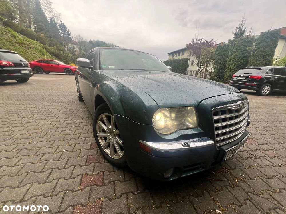 Chrysler 300C - 14