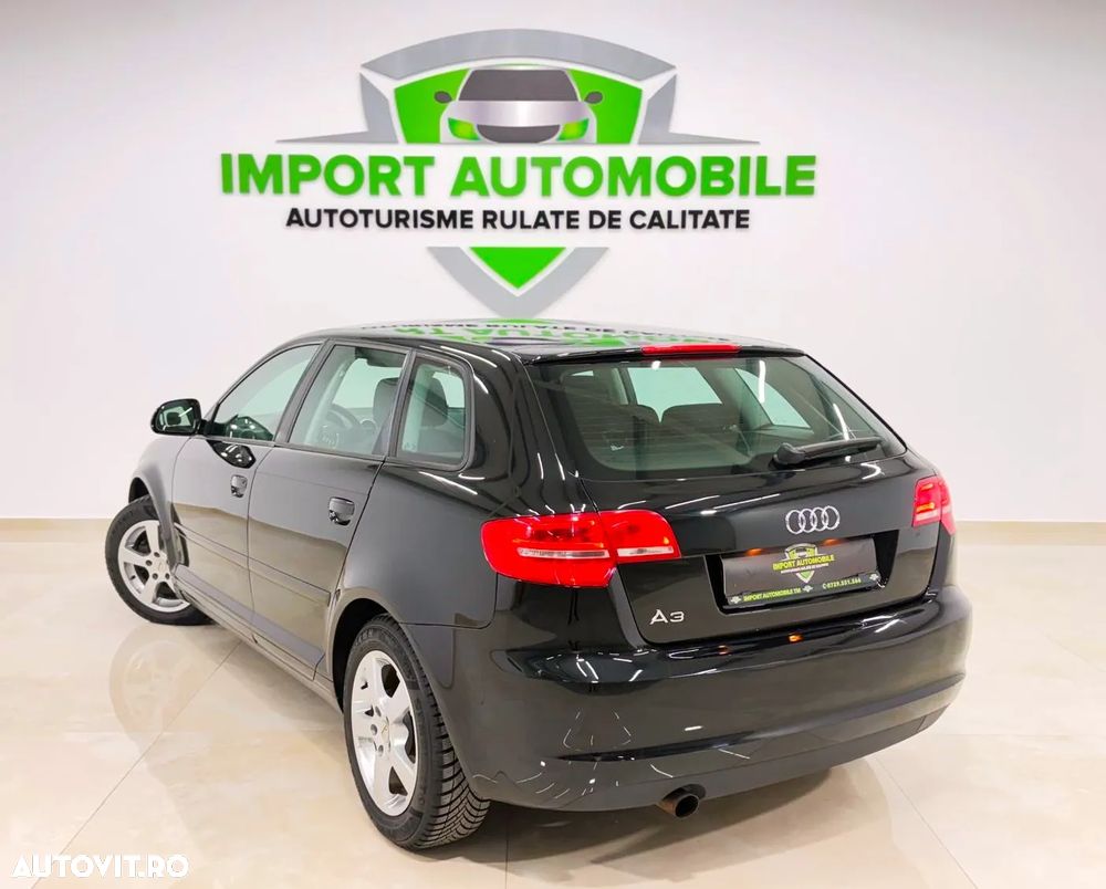 Audi A3 1.6 Sportback Ambiente - 15
