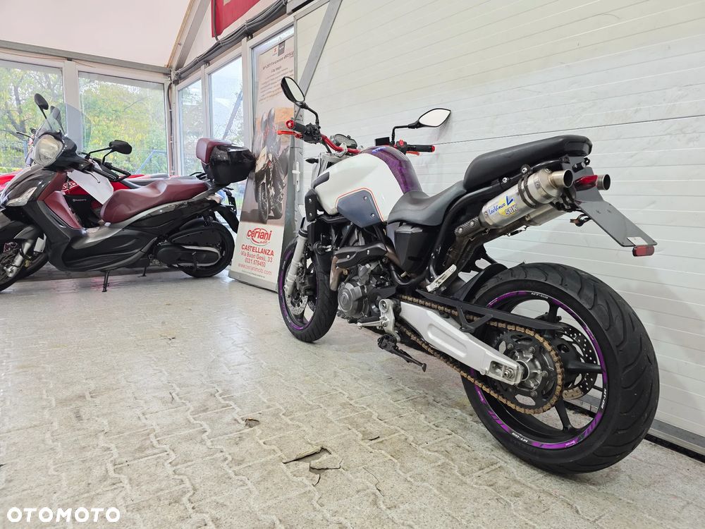 Yamaha MT - 3