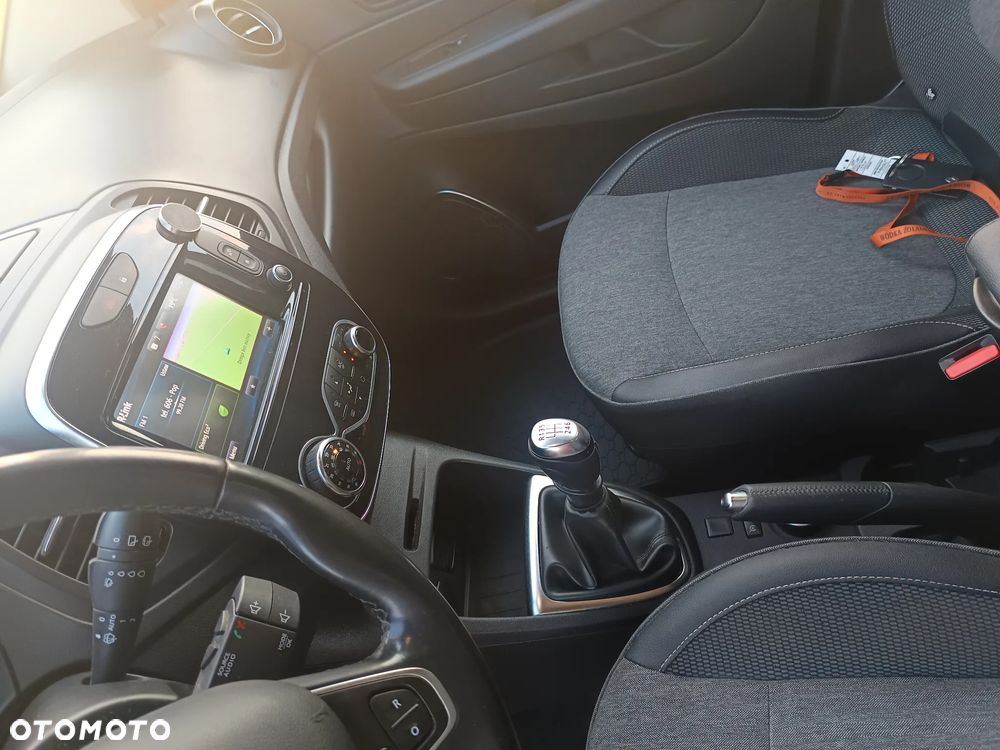 Renault Captur 1.5 dCi Energy Night&Day - 12