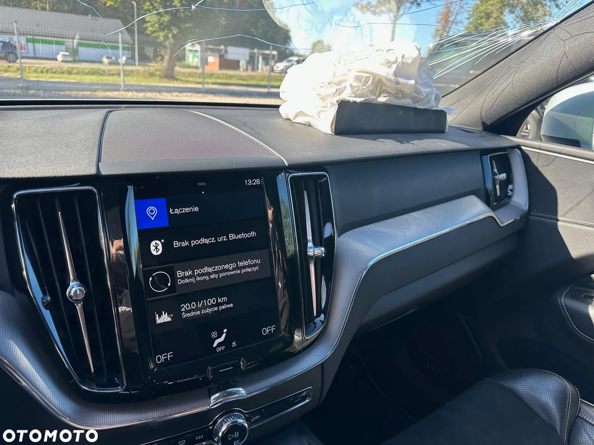 Volvo XC 60 D4 AWD R-Design - 17