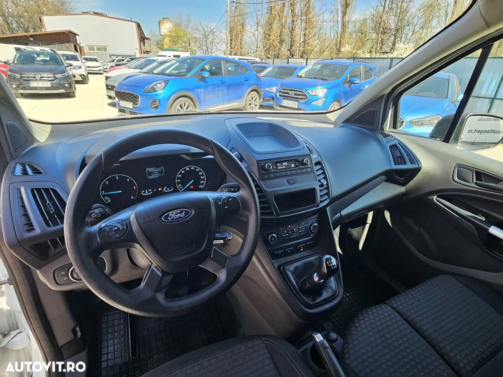 Ford Transit Connect - 15