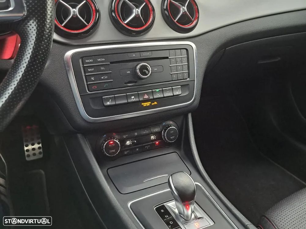 Mercedes-Benz CLA 45 AMG Shooting Brake 4-Matic - 28