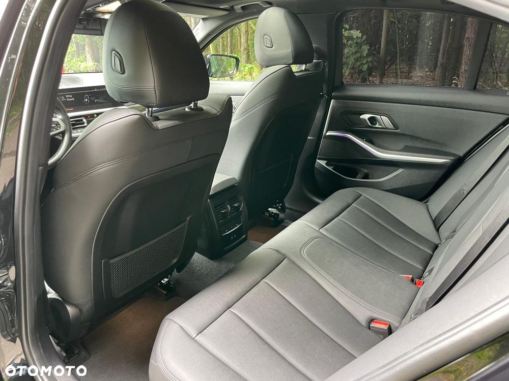 BMW Seria 3 - 20