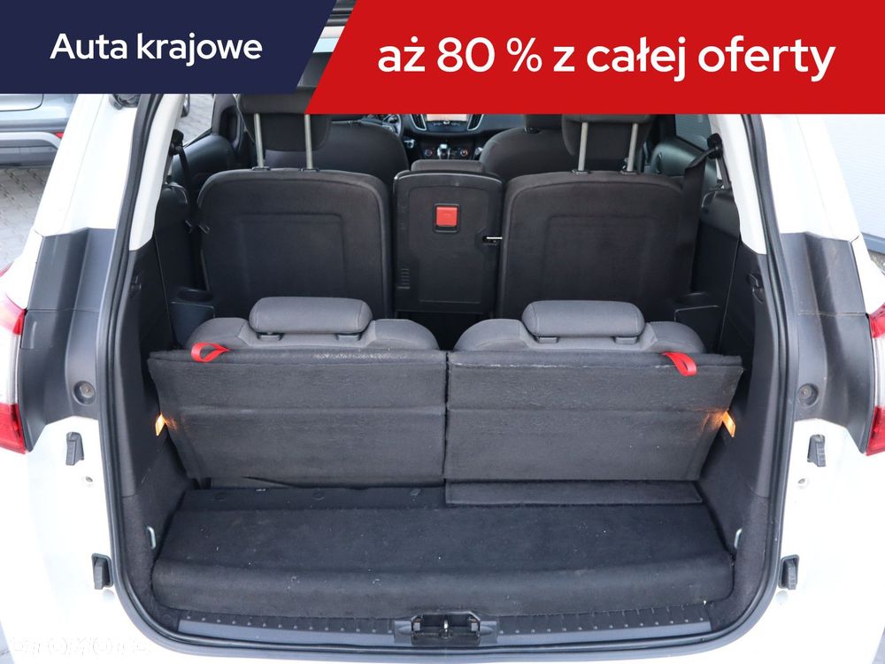 Ford Grand C-MAX - 24