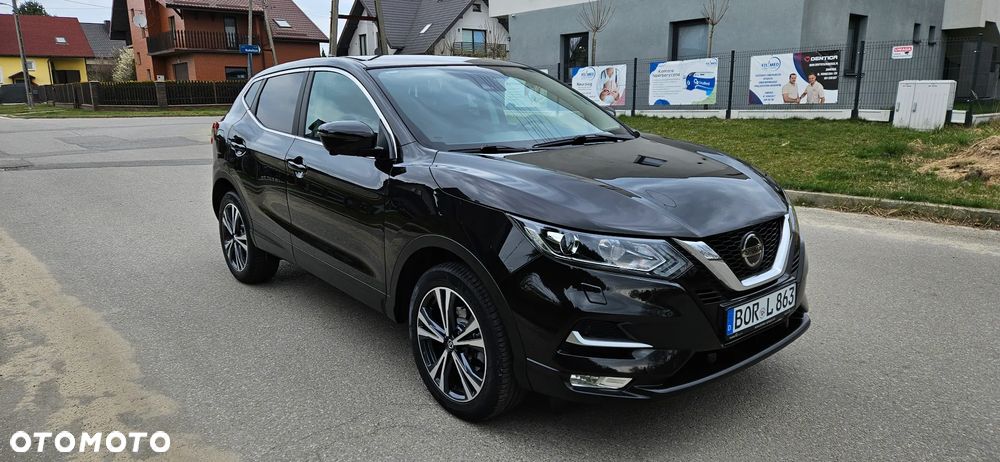 Nissan Qashqai - 1