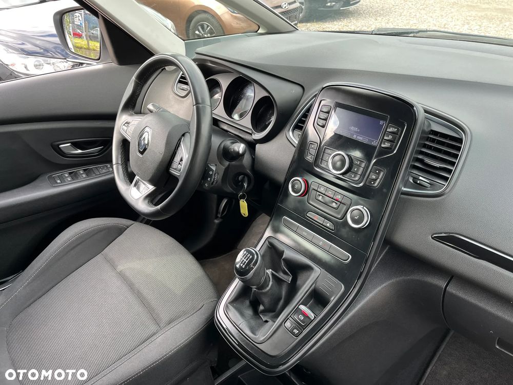 Renault Scenic - 30