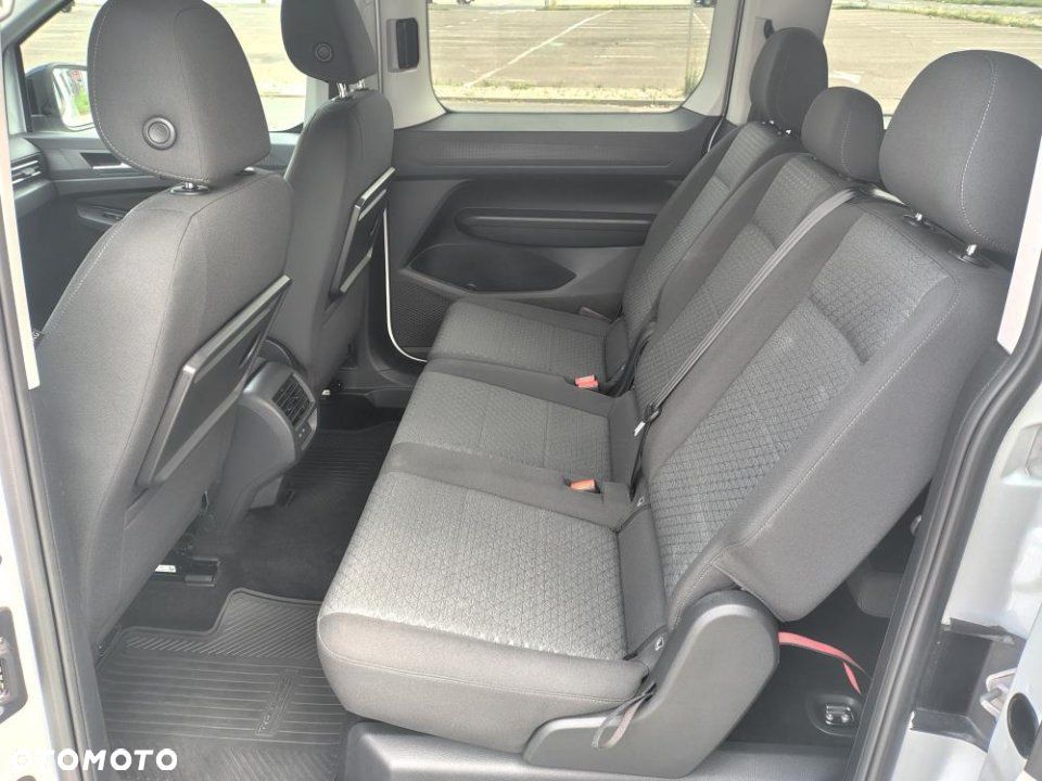 Ford Tourneo Connect Grand - 4