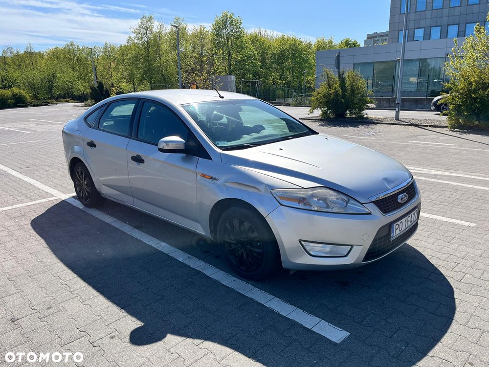 Ford Mondeo 1.6 Silver X - 31