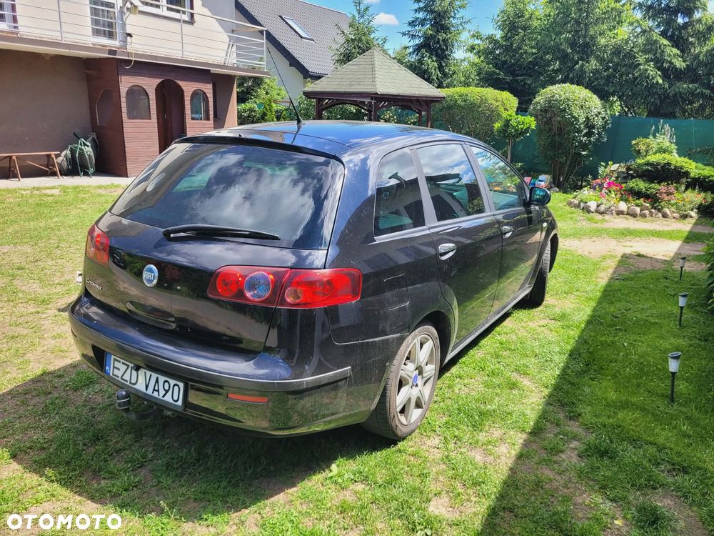 Fiat Croma 1.9 JTD Emotion - 16