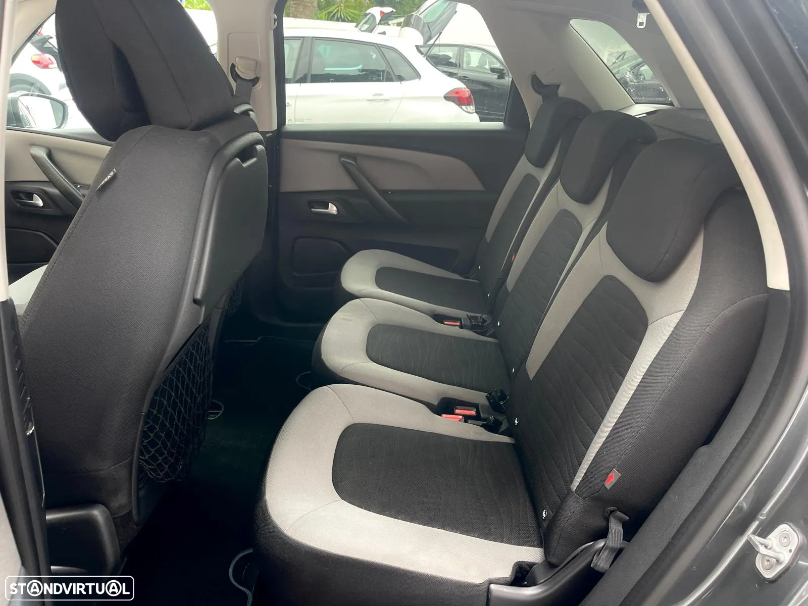 Citroën C4 Picasso 1.2 PureTech Intensive - 23