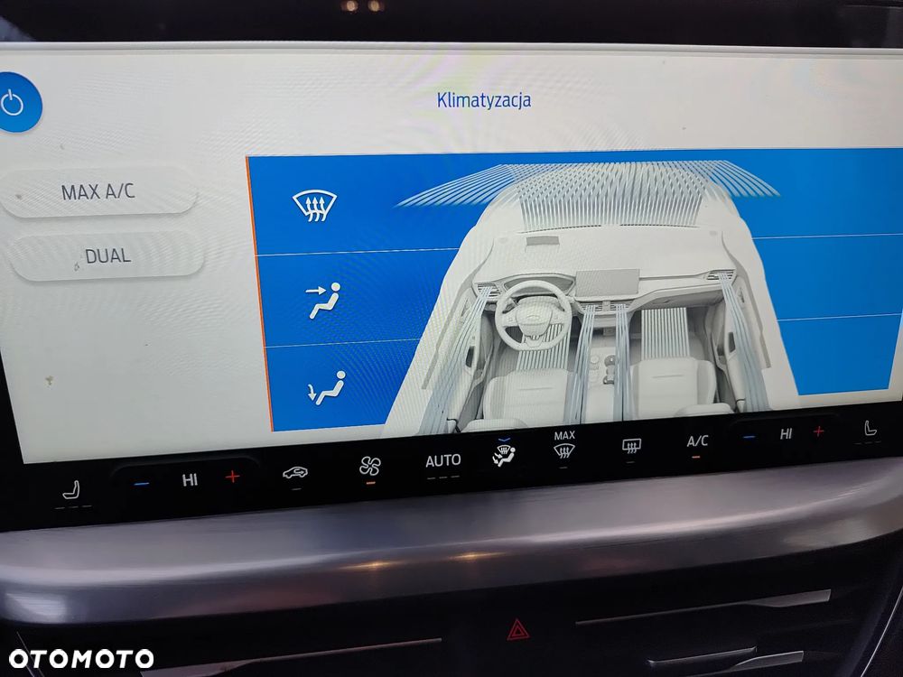 Ford Focus 1.0 EcoBoost Hybrid TITANIUM DESIGN - 19