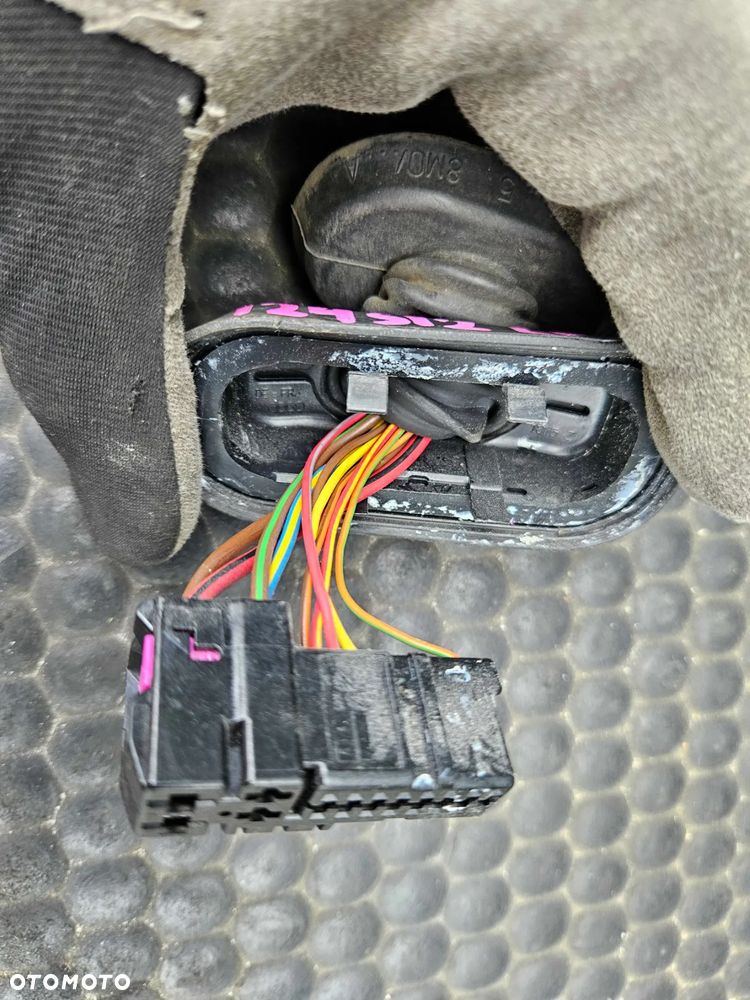 Instalacja Wiazka 8E1971029AA 8E1971029AF Drzwi Kostki Wtyczki Przednia Przod Lewa Prawa Europa AUDI A4 B7 - 7