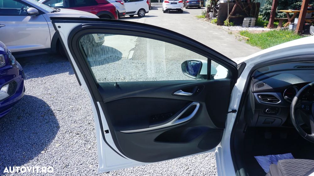 Opel Astra 1.6 D Start/Stop Selection - 6