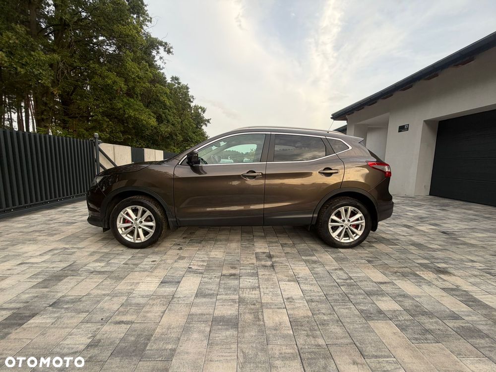 Nissan Qashqai 1.2 DIG-T Tekna EU6 - 16