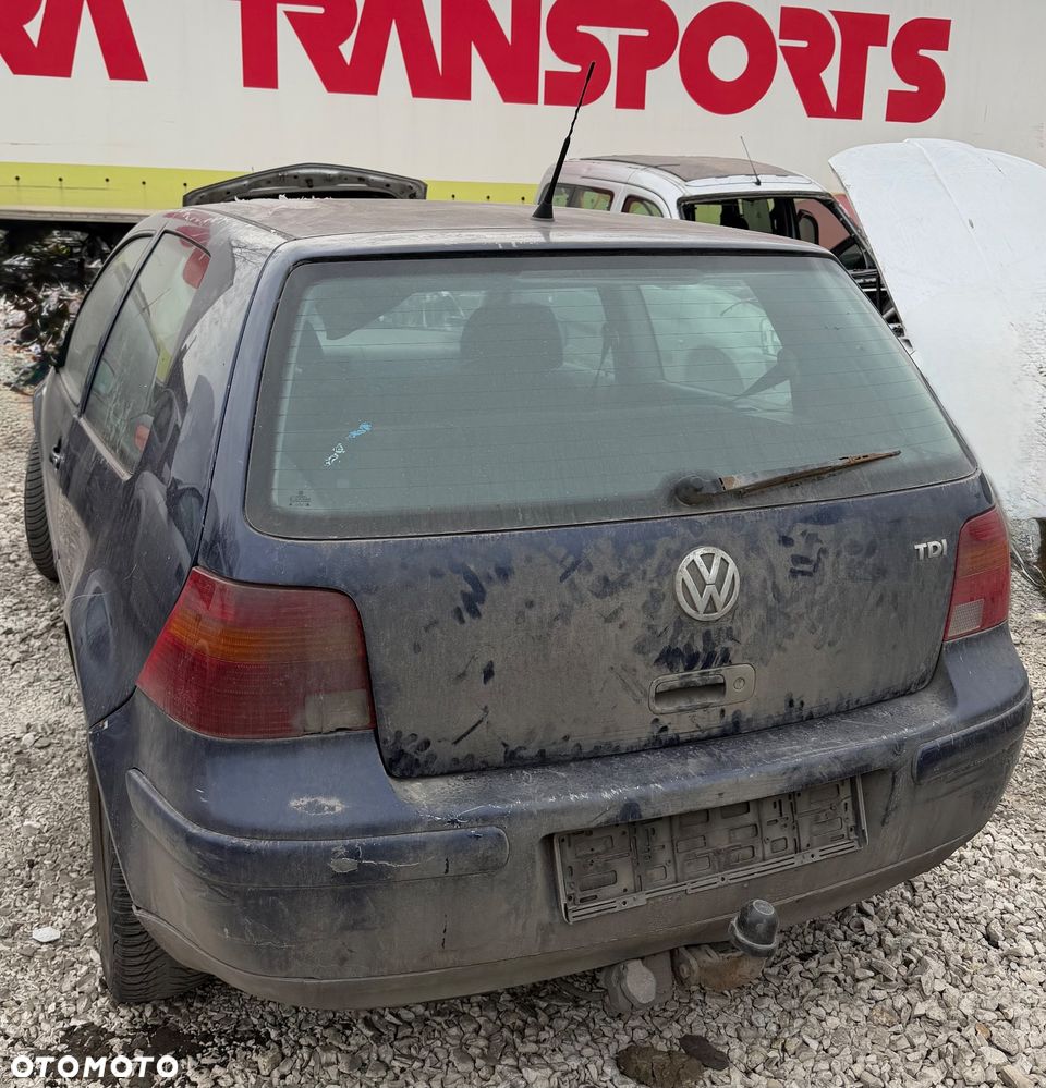 Golf 4 1.9 TDI 2002 3-drzwi – silnik, skrzynia, blacha i wnętrze na części - 3